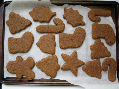 spelt-gingerbread-cookies-4