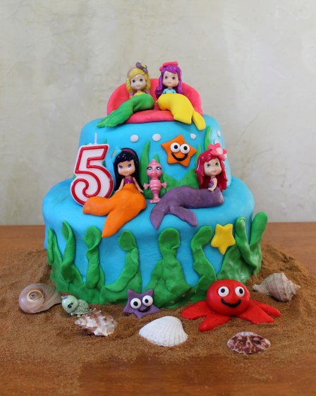 girls under the sea fondant birthday cake strawberry shortcake
