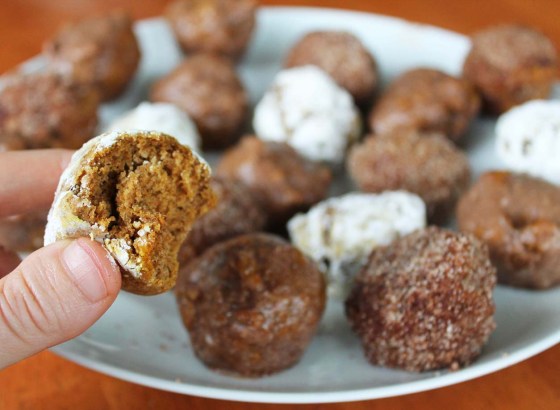 vegan pumpkin doughnut holes